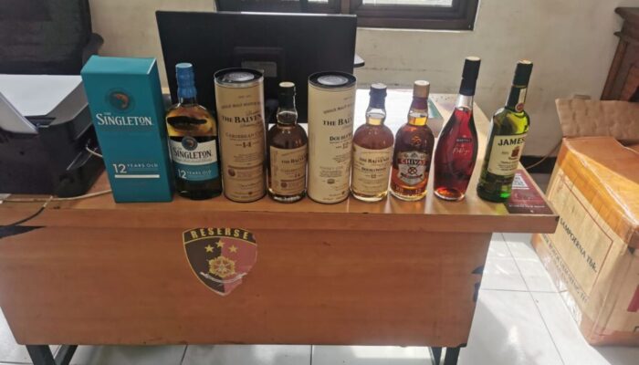 71da77409c3240cdbb38ef47cac62354